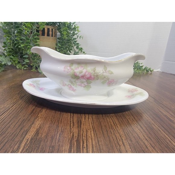 Antique J&C Bavaria Gravy Boat / White Transferware - Picture 8 of 8